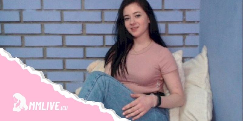 Vẻ đẹp nóng bỏng làm mê hoặc người xem Kirasexy MMlive